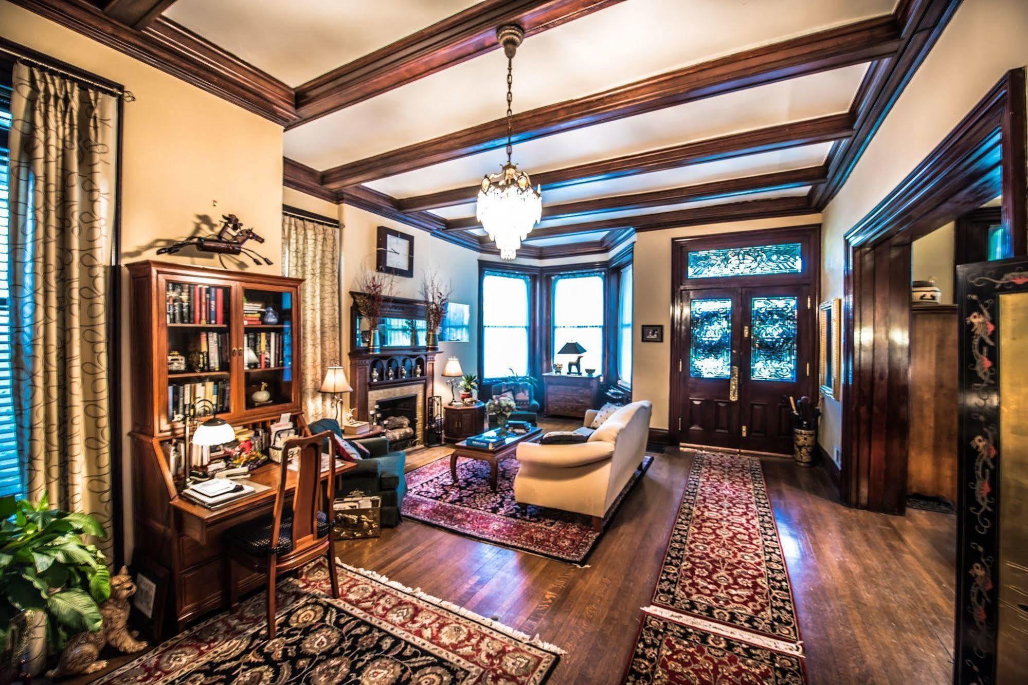 Inn At St James Court Louisville Dış mekan fotoğraf
