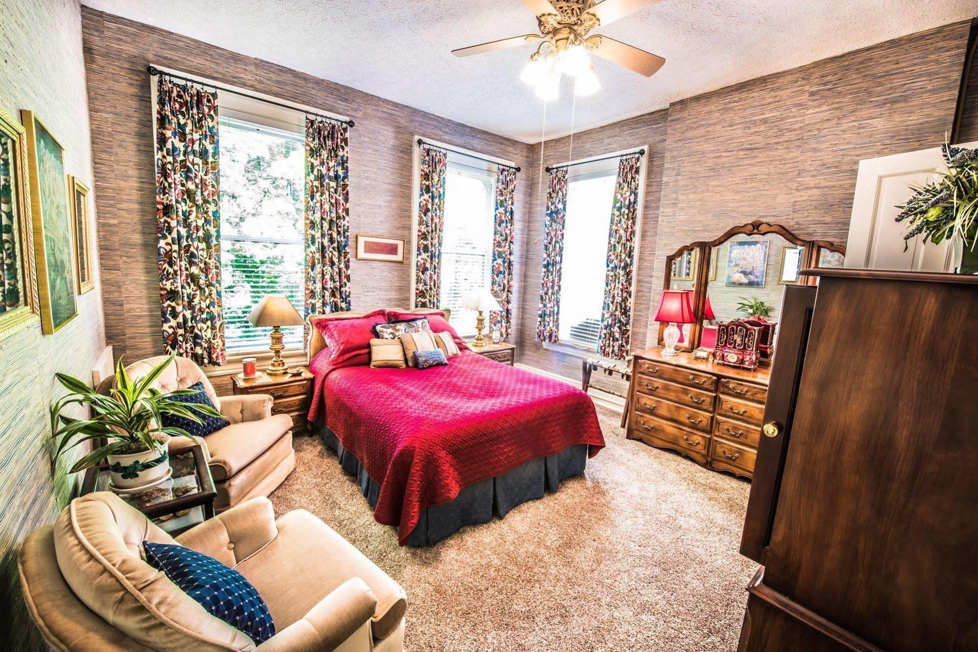Inn At St James Court Louisville Dış mekan fotoğraf
